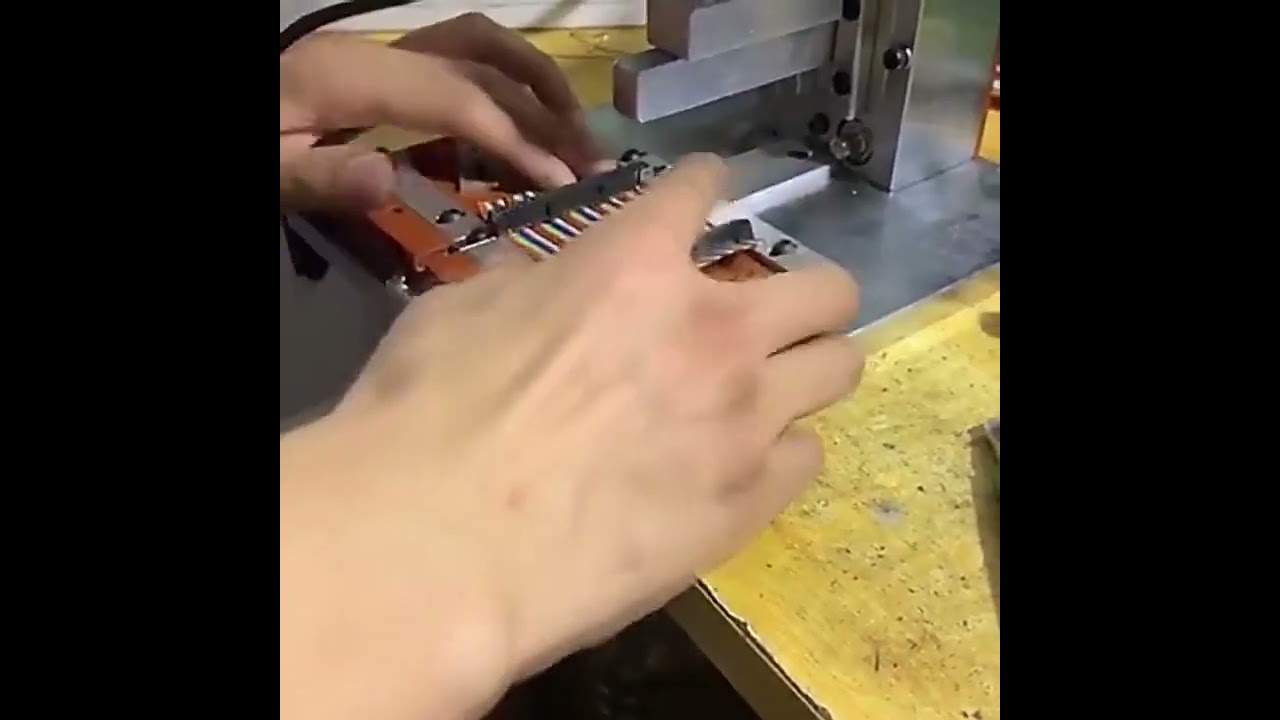 Idc Ipc Connector Cable Wire Pressing Crimping Machine