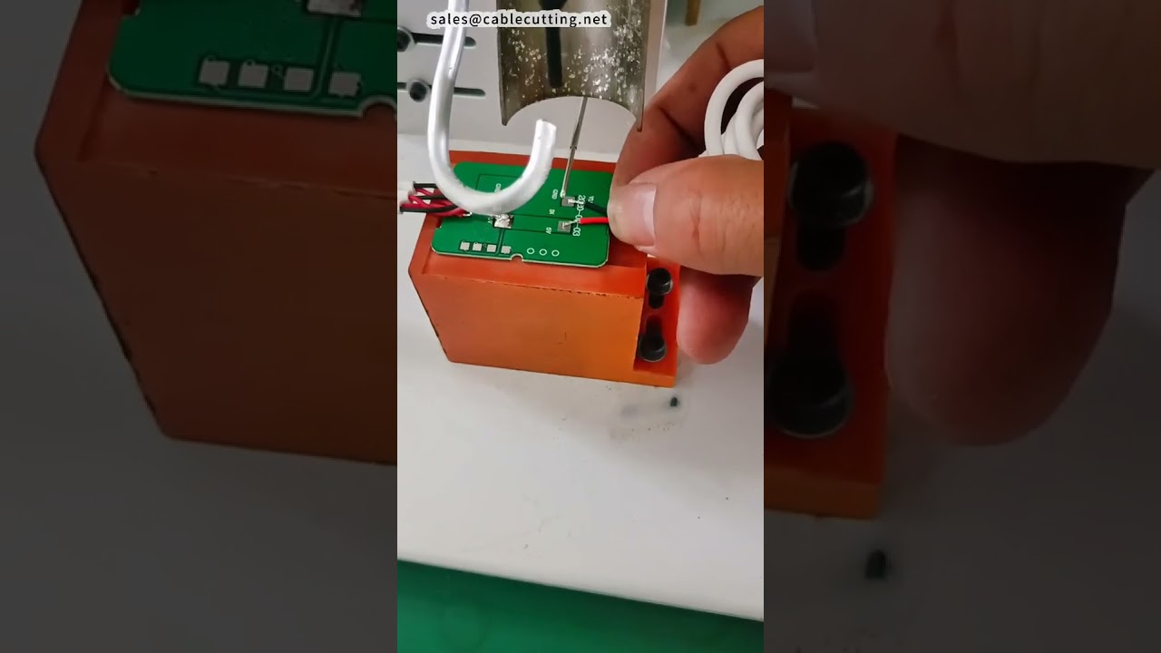 Clip de Fabricante: Máquinas Industriales Asequibles y Versátiles