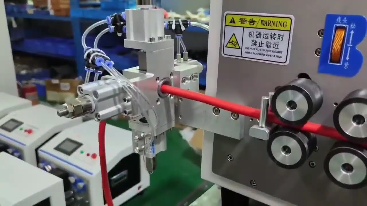 Máquina peladora automática de cables: pelado de extremos y centro