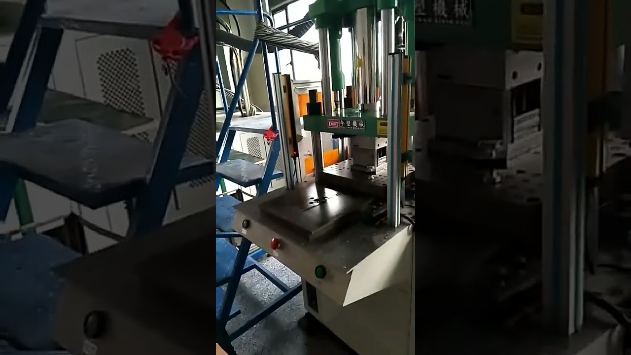Máquina de Inyección de Plástico 85T para Moldes de Chanclas, Sandalias, Bolígrafos y Fundas de Móvil