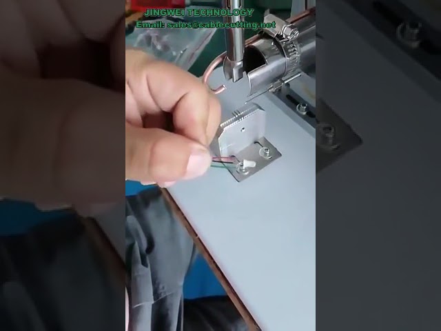 Máquina semiautomática para fabricar cables USB | Soldadora de conectores USB-A y Micro