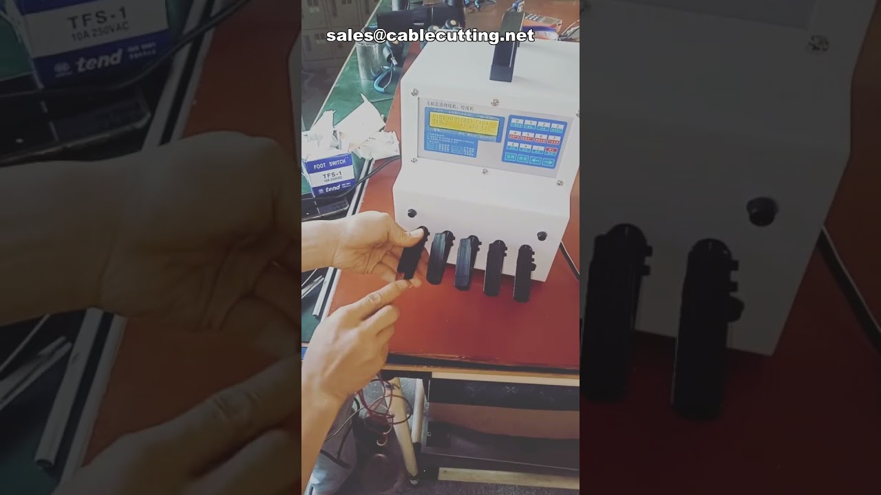 Máquina peladora y trenzadora de cables multiconductores - Procesamiento de núcleos internos