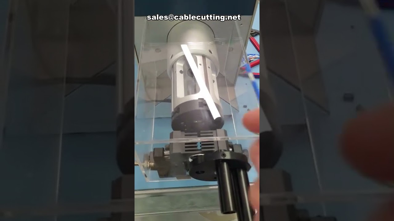Máquina peladora de cable coaxial para cables pequeños - Compacta y eficiente