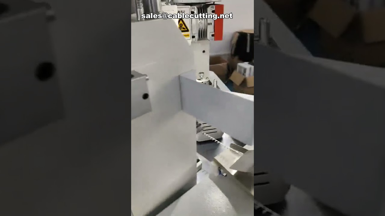 Máquina de Corte y Pelado de Cables de Doble Extremo con Crimpadora de Terminales - Procesamiento Automatizado de Cables