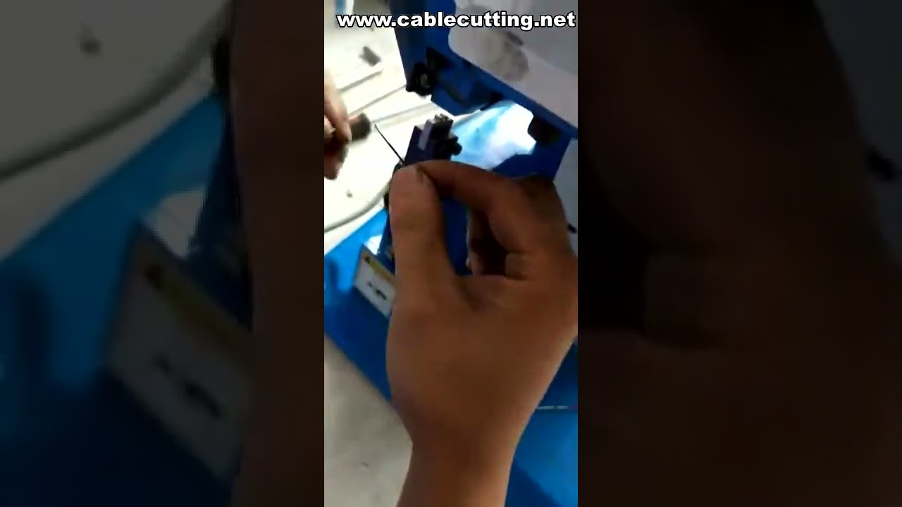 Máquina de empalme y crimpado de tiras de cobre para fabricación de cables y auriculares