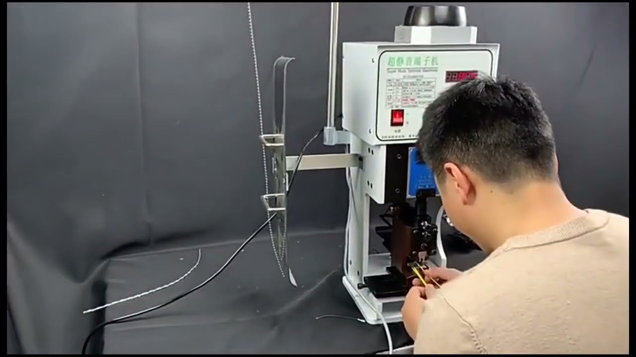 Prensa Vertical de Crimpado para Terminales: Perforación de Cables, Alimentación Final y Molde al por Mayor