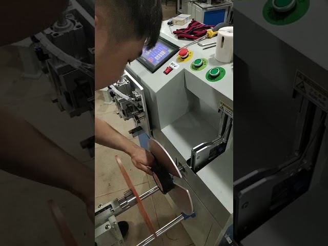 Máquina WPM 18-45: Corte, bobinado y atado automático de cables