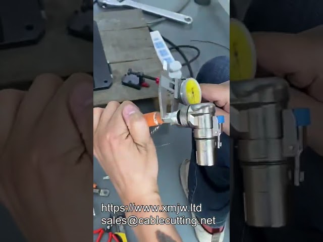 Molde Automático de Crimpado de Terminales de 30 Ton (Hexagonal) para Arnés de Vehículos Eléctricos