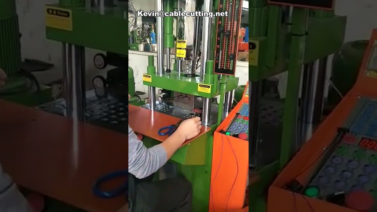 Máquina de Inyección Manual Mini de Sobremesa para Tapones Impermeables y Conectores de Cable (PA66)