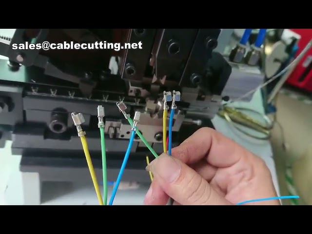 Máquina de crimpado de terminales con pelado de cables | Crimpadora y peladora industrial