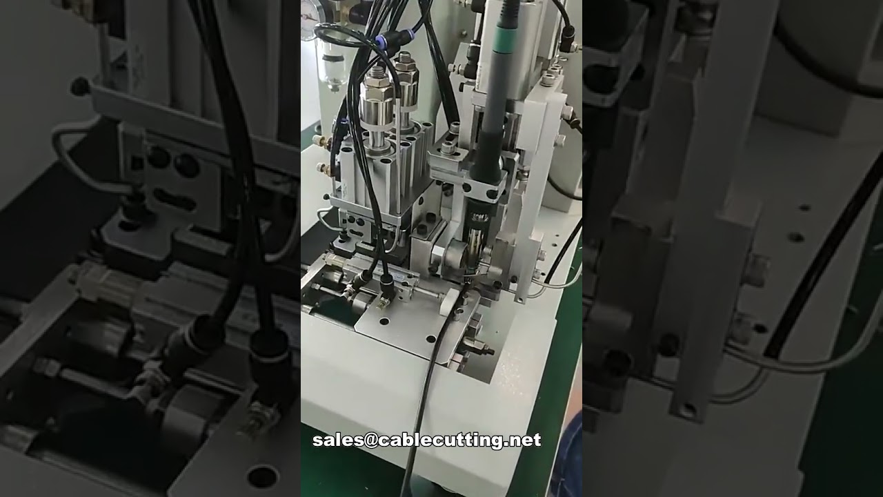 Máquina automática para fabricar cables USB de datos y carga: corte, pelado, soldadura y engarzado