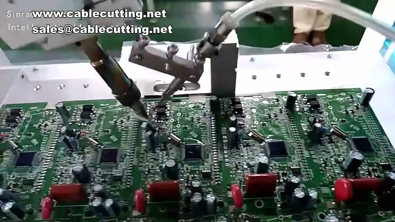 Máquina de soldar de alta frecuencia 400W con sistema rotatorio de cinco ejes: rápida y precisa
