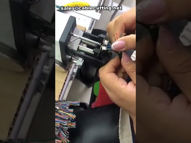 Máquina Peladora y Desforradora de Cables de Vaina y Datos Multiconductor - Proceso Completo