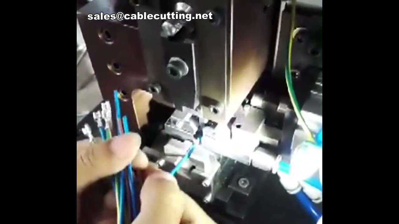 Máquina Automática de Crimpado y Pelado de Terminales DC/AC
