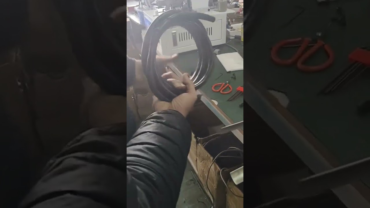 Máquina Rápida y Práctica para Bobinar y Atar Cables de Datos y Alimentación