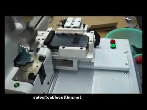 Máquina automática de atornillado para calculadoras | Ensamblaje de precisión