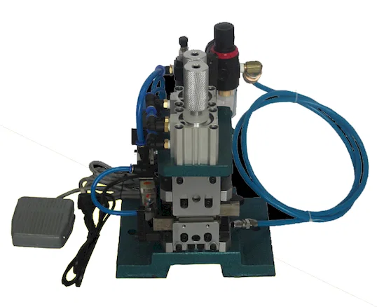 Máquina Neumática de Pelado y Torsión de Cables WPM-3F+T - Torcido y Pelado de Cables